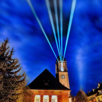 Lichtachse vom Dom St. Peter zur Lutherkirche am 500. Refomrationstag 31.10.2017