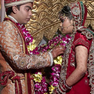 Braut und Bräutigam Close Up während der Hochzeit in Kalkutta