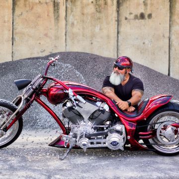 Costumbike Volkan