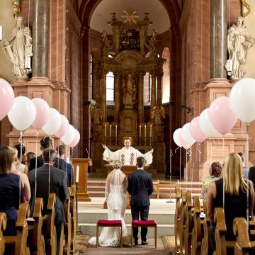 Segnung des Brautpaares im Dominikanerkloster St. Paul in Worms